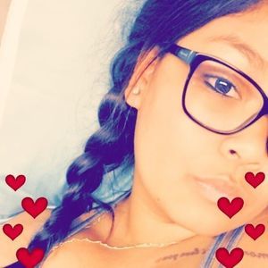 Meet your Posher, Tina